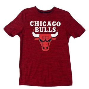 Chicago Bulls  NBA‎ Official Bulls Head Logo Shirt, Size Small, Lightweight, Red